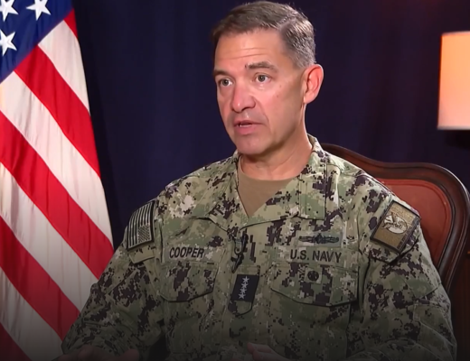 VIDEO Comandantul militar american pentru Orientul Mijlociu, amiralul Brad Cooper : „Am bombardat peste 2.000 de ținte în Iran” și „continuăm atacurile 24 de ore din 24, șapte zile din șapte” / „Astăzi, nu mai există nicio navă iraniană în mișcare în Golful Persic, Strâmtoarea Ormuz sau Golful Oman”