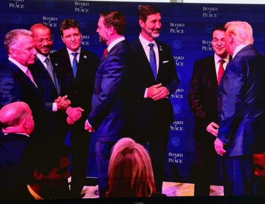 Profesorul Gabriel Șerban explică de ce prezența lui Nicușor Dan la Washington reprezintă un demers vital pentru securitatea României. „Să stai la masă când se desenează noi arhitecturi de pace, oricât de controversate ar fi, este o obligație”/ „Președintele a înțeles că un parteneriat strategic nu se întreține cu delegații de rang secund, ci cu asumare directă”