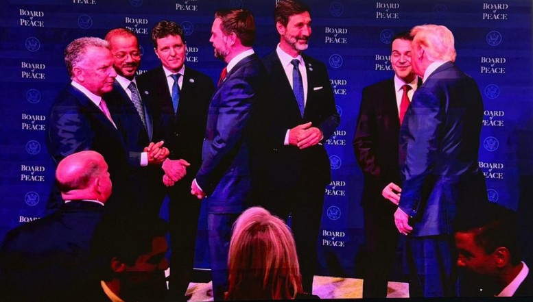 Profesorul Gabriel Șerban explică de ce prezența lui Nicușor Dan la Washington reprezintă un demers vital pentru securitatea României. „Să stai la masă când se desenează noi arhitecturi de pace, oricât de controversate ar fi, este o obligație”/ „Președintele a înțeles că un parteneriat strategic nu se întreține cu delegații de rang secund, ci cu asumare directă”