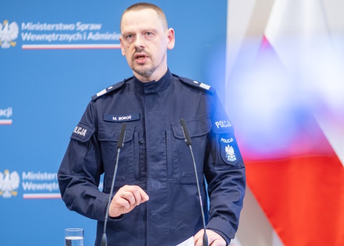 Polonia se pregătește pentru un aflux de veterani ucraineni. La ce probleme se așteaptă comandatul poliției poloneze după încheierea războiului din Ucraina