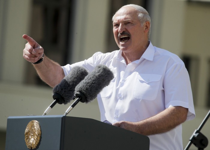 Sfaturile dictatorului Aleksandr Lukașenko pentru protestatarii din Kazahstan: să îngenuncheze în fața armatei și să-și ceară iertare
