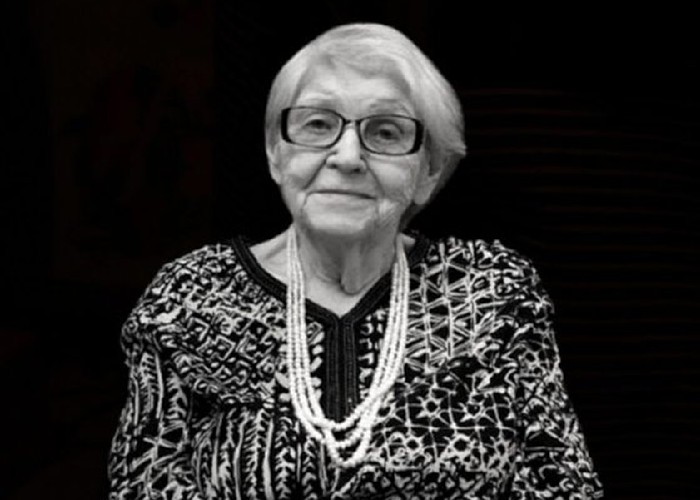 A plecat la Domnul sora cea mare a Seniorului Corneliu Coposu, doamna Flavia Bălescu-Coposu. O pildă de rezistență și moralitate. Veșnica ei pomenire!