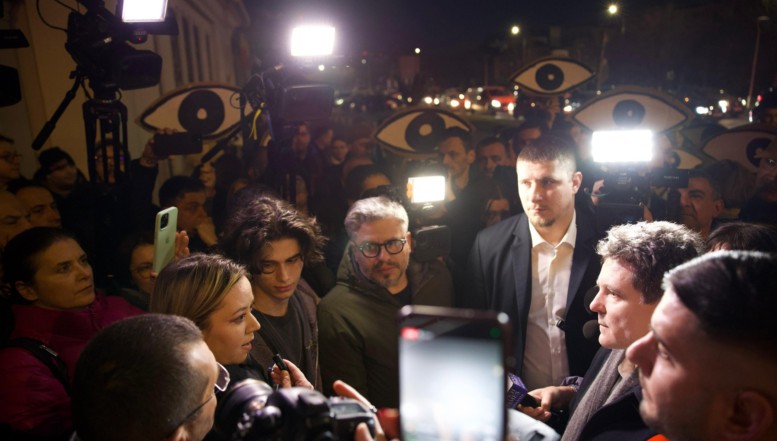 Acapararea justiției continuă, în ciuda tuturor dezvăluirilor. Ramificațiile devin tot mai complexe. Precizările unor cunoscător al sistemului: „Toți”, inclusiv unii dintre procurorii-șefi, „îi sunt datori Liei Savonea într-un fel sau altul” / „Nu-i este ușor lui Nicușor Dan să lupte cu actualul sistem din Justiție”