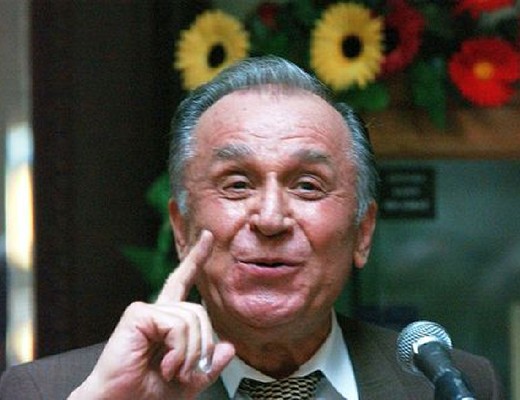 Iliescu, criminal în masă și trădător de Țară. Doliul național nu poate să șteargă memoria sau sângele românilor asasinați pentru curajul de a aduce libertatea în România, în decembrie 89, și nu poate ascunde la nesfârșit adevărul despre cine a lăsat Basarabia românească în afara Țării