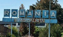 EXCLUSIV Document. La solicitarea Podul.ro, Autoritatea Vamală Română a demontat rușinoasa și învechita stelă de la intrarea în România prin Vama Albița. Aceasta stârnea o serie de reacții negative pe rețelele de socializare din partea turiștilor de pe ambele maluri ale Prutului, afectând imaginea României
