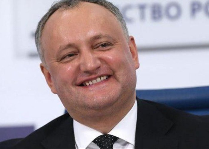FOTO. Dodon, PSRM și comuniștii s-au făcut de râs la Sankt Petersburg! Românofobul a vorbit în fața unei săli GOALE, moldovenii care lucrează în Rusia boicotând evenimentul ”electoral” organizat de FSB