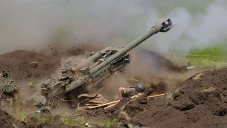 Momente grele pentru Ucraina în regiunea Lugansk. Rușii au aruncat în luptă mii de trupe, iar militarii ucraineni se apără cu greu. „Avem nevoie de arme”. NATO nu vrea însă să trimită Kievului tancuri moderne ca să nu irite Rusia