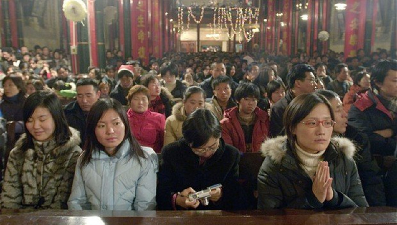 Cu apropierea zilei Nașterii Domnului, creștinii din China suferă iar PRIGOANA statului COMUNIST 