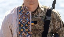 Ziua Internațională a cămășii tradiționale ucrainene – Vyshyvanka, marcată în Ucraina, R.Moldova și Diaspora ucraineană. Tradiția sărbătoririi acestui simbol național al ucrainenilor s-a născut la Cernăuți, în nordul Bucovinei