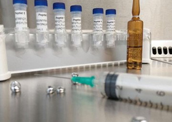 Un expert în sănătate taie avântul privind "vaccinul" timișorean anti-COVID-19: "Joacă deocamdată în faza preliminariilor pentru Campionatul Mondial, cu șanse să ajungă la baraj"! Avertisment pentru români să nu ia de capul lor medicamente împotriva coronavirusului