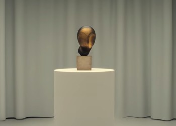 VIDEO  „Danaida”, promovată și de Nicole Kidman, a devenit cea mai scumpă lucrare a legendarului sculptor român Constantin Brâncuși vândută vreodată la o licitație. Cât a plătit cumpărătorul