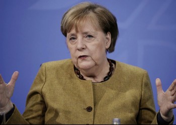 În a 98-a zi de război la scară largă dus de Kremlin contra Ucrainei, Merkel a avut prima reacție, însă fără a răspunde criticilor acerbe potrivit cărora Guvernul pe care l-a condus a vulnerabilizat Germania în raport cu Rusia