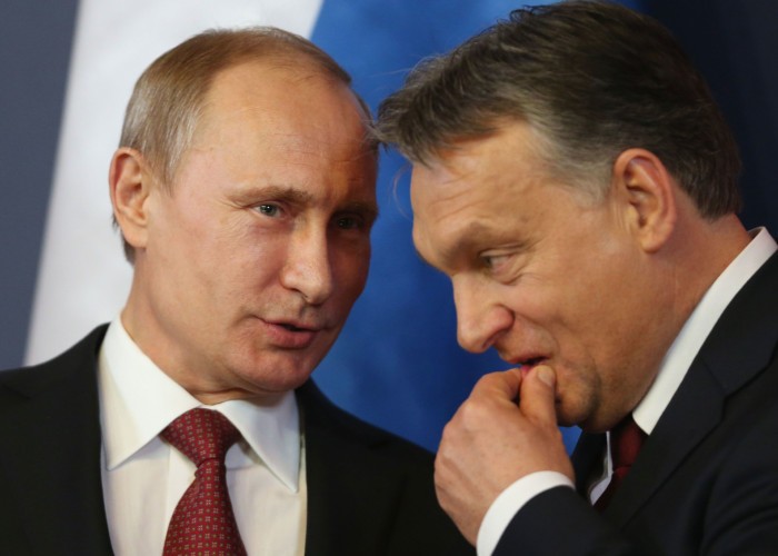 Rusofilul Viktor Orban, un nou recital putinistoid. Deși trupele Rusiei au invadat Ucraina, menținând un război genocidar ce durează de peste 500 de zile, premierul Ungariei inistă că de vină ar fi… occidentalii