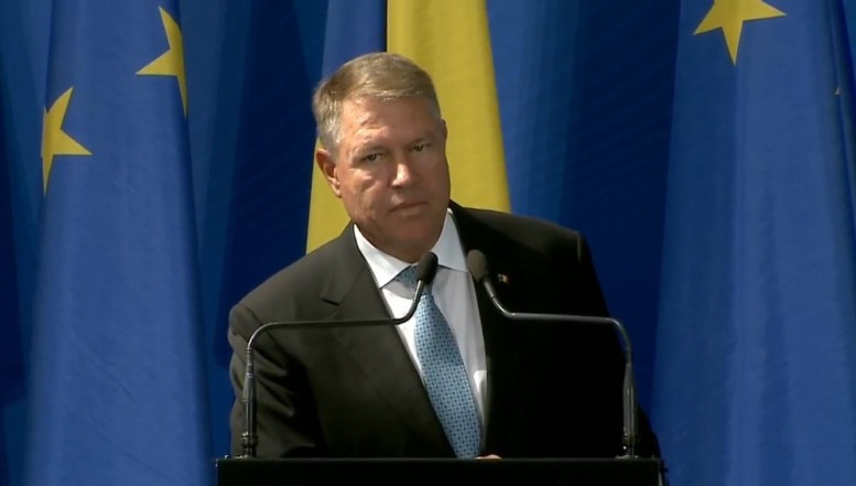 VIDEO Klaus Iohannis face K.O. PSD și le promite românilor că vor scăpa de toxica guvernare: "Nu vom lăsa lucrurile aşa. Eu ştiu ce trebuie făcut. Fără PSD, dragii mei, România ar fi fost o ţară în rând cu celelalte europene"