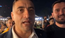 Interviu acordat de bărbatul agresat de George Simion la un festival al micilor: "Îi trimit un Cod Penal la sediul AUR! Nu vreau să îmi imaginez ce se va întâmpla dacă îl lăsăm să preia cu adevărat puterea. Nu îmi imaginez cum un astfel de om, coleric și instabil, ar putea sa ne reprezinte interesele internațional"