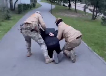 Presa rusă: FSB a reținut la Soci un cetățean român / Acesta "riscă de la 10 până la 20 de ani de închisoare"