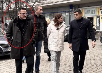 Operațiunea Jupiter. Starea de rău a lui Makaveli nu a impresionat prea mult organele de cercetare penală care au decis să-l rețină pe manelistul suveranist pentru 24 de ore în dosarul în care este cercetat pentru evaziune fiscală