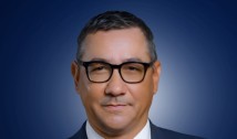 Radu Carp: Ponta trebuie prezentat drept ceea ce este și anume prietenul regimurilor autoritare. Spuneți constant acest adevăr!