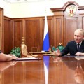 Marea "caracatiță" a nepotismului în Rusia: Putin are ZECI de rude angajate în funcții din administrația statului sau care obțin venituri substanțiale de la companii mufate la stat