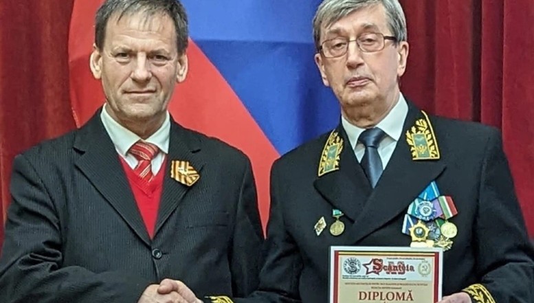 Cât mai tolerați delirurile antiromânești ale lui Valery Kuzmin? Ambasadorul KGB spune că România a făcut „spume la gură”, că tezaurul e „o pisică moartă ținută la naftalină” și îi promovează pe criminalii Ceaușescu și Gheorghiu Dej pe pagina oficială a Ambasadei