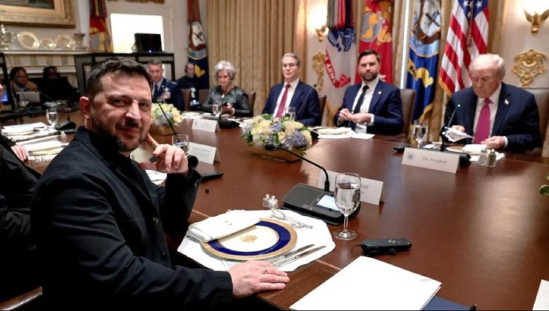 Rușii sunt terifiați de rachetele americane Tomahawk care pot zbura și ore întregi pentru a lovi o țină „la momentul propice” / Donald Trump nu pare însă foarte dispus să cedeze câteva din ele ucrainenilor, manifestând, aparent, încă o dată tendința de a grăbi pacea, chiar și în condiții foarte proaste pentru Kiev