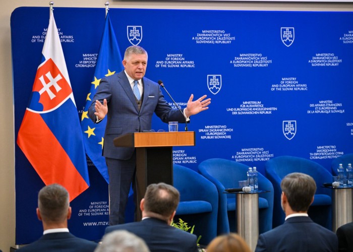 Premierul slovac anunță că va opri livrarea de energie electrică către Ucraina. De ce procedează Fico într-un asemenea mod și ce alte măsuri severe pregătește împotriva Ucrainei, inclusiv în tandem cu Ungaria