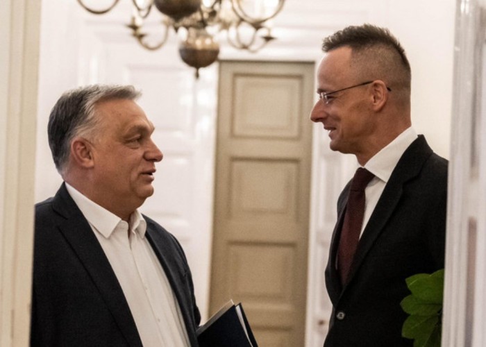 Partidul lui Viktor Orban se plânge că Ucraina îi pune bețe în roate în contextul alegerilor parlamentare ce vor avea loc în curând în Ungaria. Mesajul disperat transmis de ministrul ungar de Externe: "Dacă Partidul Tisza câștigă, va permite Ungariei să fie târâtă în război!"