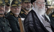 A trăda sau a nu trăda Coranul. Ayatollahul de la Teheran îl sfidează pe Profet mai ceva ca infidelii