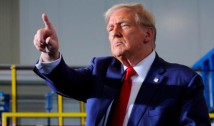 Trump acuză Google că o avantajează ilegal pe contracandidata sa la președinție, Kamala Harris, și amenință cu un proces penal împotriva companiei americane