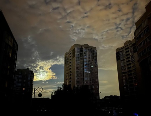 Oraș din Rusia, fără electricitate, apă și încălzire, după atacuri cu drone și rachete ale Ucrainei. Moscova se plânge că peste 100 de civili au fost răniți / Kievul a primit un împrumut uriaș pentru a rezista invaziei. Experții estimează că economia Ucrainei ar putea înregistra chiar o creștere, iar inflația s-ar putea reduce semnificativ