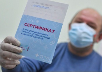 Probleme pentru străini după ce Rusia a anunțat că va introduce propriile permise pandemice și certificate de vaccinare