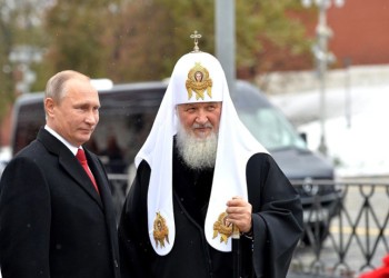 SONDAJ: în Rusia sunt mai mulți atei decât în SUA. Deși majoritatea rușilor se declară creștini, ori religioși la modul general, numai 1% din întreaga populație a Rusiei participă la slujbele religioase