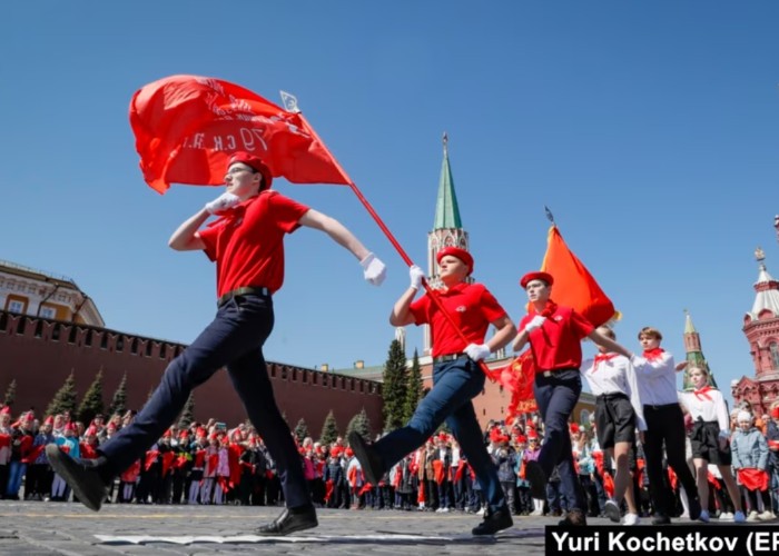 Rusia a lansat un proiect bizar, de "neuroprofilare" a 10.000 de copii și adolescenți. Reacția unui expert: "Aceasta e o altă încercare a autorităților de a controla oamenii și de a le influența deciziile"