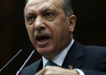 Autocratul Erdogan amenință Europa: Turcia va da drumul refugiaților dacă UE nu îi dă bani