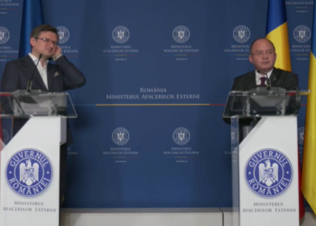 VIDEO. Ministrul de Externe din Ucraina, cuvinte de laudă la adresa României. „Politica României, începând cu 24 februarie, este una inteligentă!” / „Și-a arătat adevărata faţă, o faţă de prieten. Nu vom uita niciodată!" / Ministrul Aurescu a evitat să precizeze dacă Bucureștiul ajută Kievul cu avioane și arme / Kuleba: „Nu spunem ce primim și de unde primim”