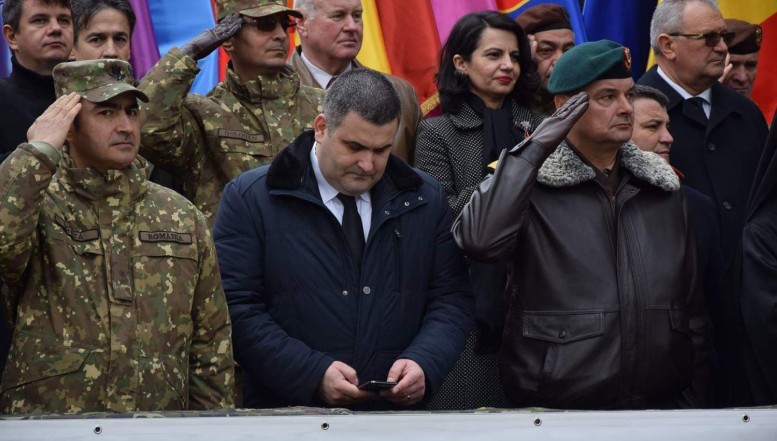 PNL solicită demisia ministrului Apărării: "Gabriel Leș a generat confuzie și blocaj instituțional în cadrul Armatei"