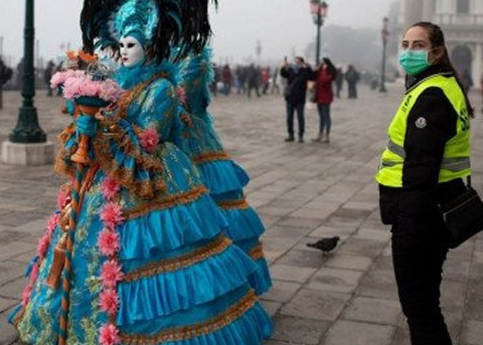 Panica pune stăpânire pe Italia. Carnavalul de la Veneția a fost oprit, iar la Milano oamenii golesc supermarketurile. Iranul înregistrează o rată uriașă a deceselor: aproape un sfert din pacienții infectați au murit