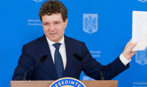 CCR a respins cu unanimitate sesizarea lui Nicușor Dan pe legea Vexler / Un fost judecător a identificat o gravă greșeală a administrației prezidențiale care a vulnerabilizat poziția și imaginea președintelui, dar atrage atenția că liderul de la Cotroceni mai poate corecta aberațiile și neclaritățile legii