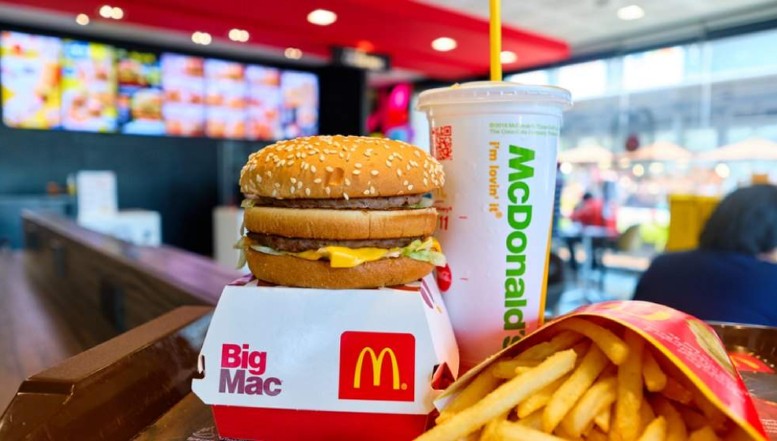 Criza globală a aprovizionării lovește afacerile McDonald's din Japonia și Taiwan. Ce anunțuri a făcut compania americană