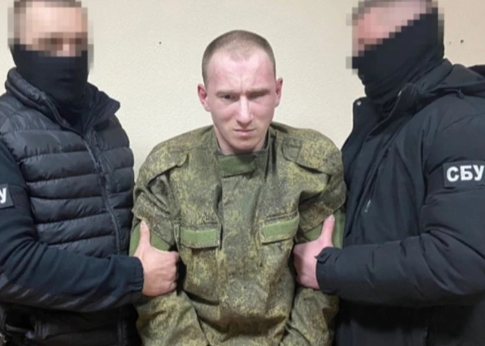 Soldat rus, condamnat la închisoare pe viață pentru executarea unui apărător ucrainean care s-a predat