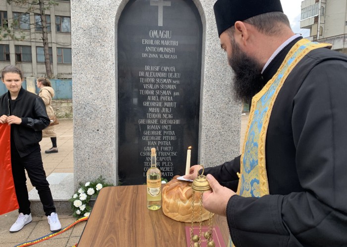 Noiembrie 1949. Cum i-a executat Securitatea pe liderii partizanilor din gruparea ”Cruce și Spadă”, deși aceștia NU fuseseră condamnați la moarte. Istoricul Marius Oprea: ”Aproximativ 10.000 de persoane au fost executate așa, fără condamnare: în special partizani, rude ale lor și mulți țărani care nu au acceptat colectivizarea