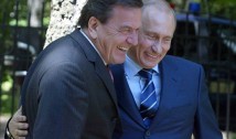Uniunea Europeană și Kievul au respins propunerea Rusiei de a-l desemna pe fostul cancelar Gerhard Schröder drept negociator, din partea Europei, în cadrul discuțiilor de pace / Kaja Kallas: „Putin dorește, de fapt, să se afle de ambele părți ale mesei”