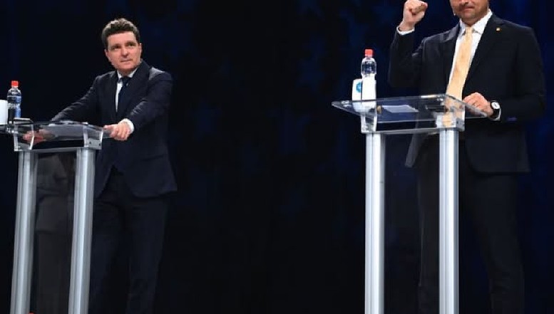 Financial Times elogiază lupta lui Nicușor Dan cu populismul favorabil Rusiei / Discret, greu la vorbă, dispus să se contrazică și cu propria tabără, liderul de la Cotroceni oferă Vestului în derivă o lecție de seriozitate, respect și de tăcere strategică