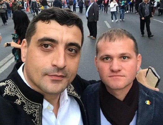 Deputații români din Primul Parlament îl DEMOLEAZĂ pe AUR-istul Valeriu Munteanu, care minte fără pic de rușine că el ar fi ”adus Limba Română” în Constituția R.Moldovei. / ”Limba Română a fost readusă Acasă de Mișcarea de Renaștere Națională, nu de impostori!”
