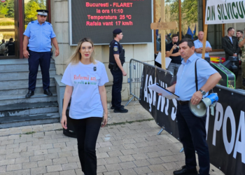 VIDEO. Veniturile fabuloase ale liderului de sindicat care se opune vehement reformelor și restructurării Romsilva / Silviu Geană și soția sa, judecătoare, dețin cinci apartamente în diferite orașe / Diana Buzoianu, lăudată pentru curajul de a se lua „la trântă cu una dintre cele mai corupte companii ale statului român”