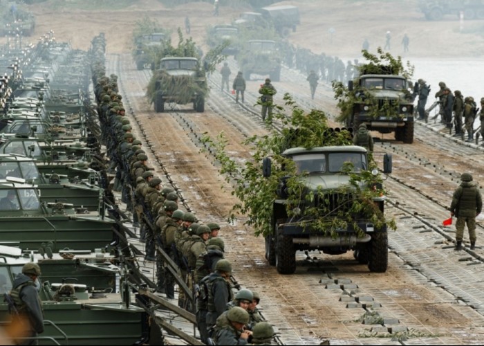 Strategia Ucrainei în războiul cu Rusia, pusă la punct de experți vestici. Va atrage armata rusă într-o capcană. Andrei Caramitru estimează că va fi un „Afghanistan la o scară uriașă”