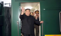 VIDEO. Tiranul Kim Jong Un a ajuns cu trenul blindat în Rusia pentru o întâlnire cu dictatorul Vladimir Putin. Avertismentul Statelor Unite