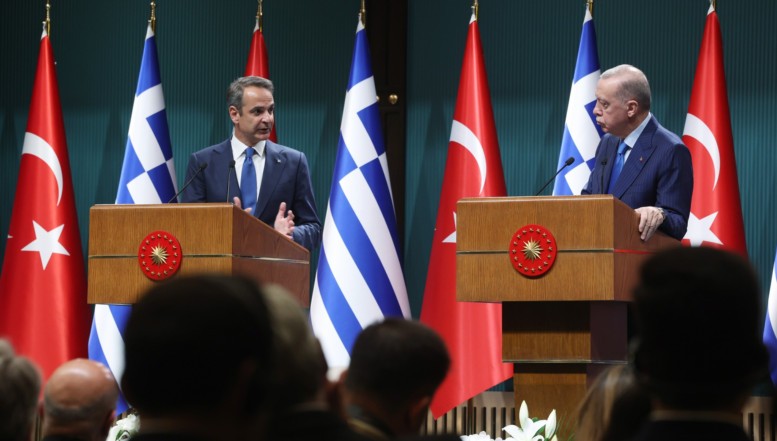 Declarații halucinante făcute de Erdogan într-o conferință de presă susținută alături de premierul grec: "Hamas este o mișcare de rezistență / Peste 1000 de membri ai grupării se află la tratament în spitalele din Turcia". Cum s-a delimitat șeful Guvernul de la Atena de afirmațiile autocratului turc și care e nivelul actual al relațiilor bilaterale dintre Turcia și Grecia