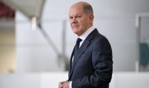 Olaf Scholz l-ar fi demis pe Christian Lindner, provocând o criză politică, pentru că acesta a vrut să trimită Ucrainei mult-râvnitele rachete Taurus / Fostul ministru de Finanțe îl acuză acum pe cancelar de obstrucționarea „sprijinului militar eficient” pentru Kiev