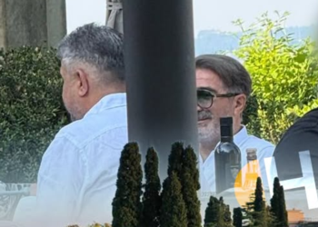 Marcel Ciolacu a petrecut câteva zile la o cazare de lux de pe malul Lacului Garda, Italia, împreună cu amanta și infractorul fugar PSD Ionel Arsene  / România a pierdut procesul de extrădare pentru condamnatul definitiv „Ciorăpel” în mandatul de la Justiției al Alinei Gorghiu